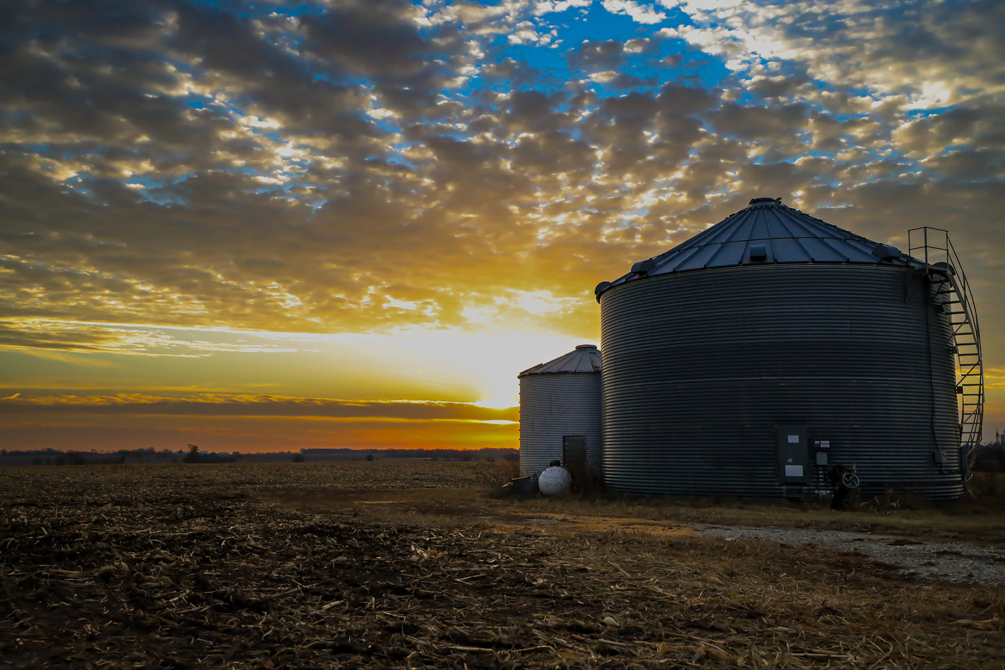 Midwest Grain Bins